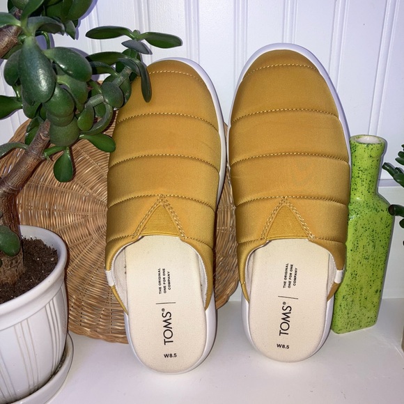 TOMS Alpargata Mallow Mule Slip On Shoes in Mustard and White Size 8.5 - Picture 8 of 9